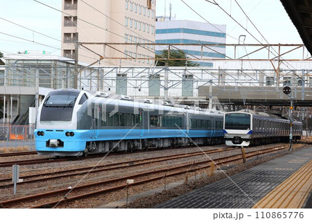 【JR東日本】E653系とE531系（常磐線：勝田駅） 110865776