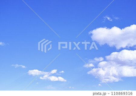青空と雲イメージ 110869316
