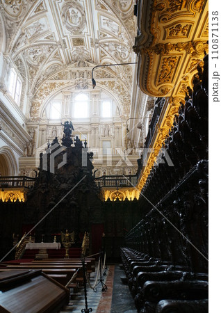 メスキータ マヨール礼拝堂 聖歌隊席 110871138