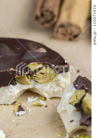 sweet chocolate with cocoa and nuts and other ingredients 110871610