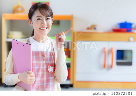 保育士のポートレート 撮影協力:有明教育芸術短期大学 保育士のポートレート 撮影協力:有明教育芸術短期大学 110872501