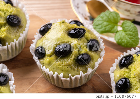 抹茶黒豆蒸しパン 抹茶黒豆蒸しパン 110876077