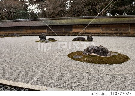 世界遺産竜安寺の石庭 世界遺産竜安寺の石庭 110877028