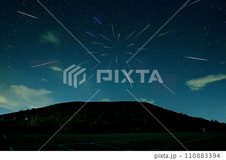 流星群/福島県福島市(合成) 流星群/福島県福島市(合成) 110883394