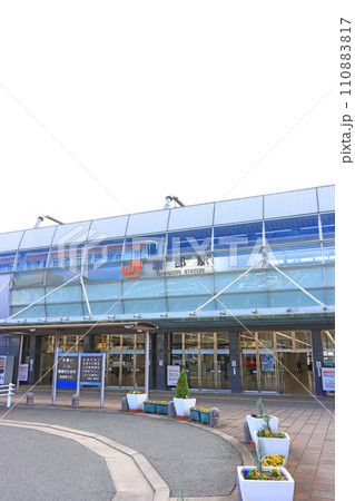 愛知県蒲郡市、JR蒲郡駅の風景 110883817