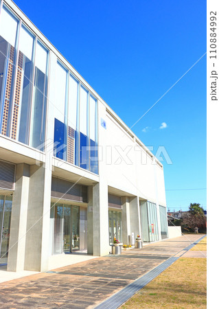 愛知県西尾市、西尾市岩瀬文庫の風景 110884992
