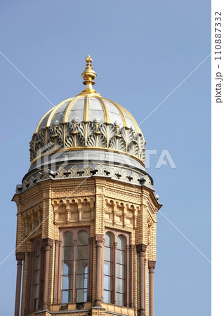 The new synagogue in Berlin, Germany 110887332