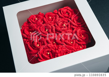 red velvet cake black background 110891635