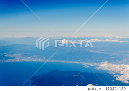 富士山　空撮 110894129