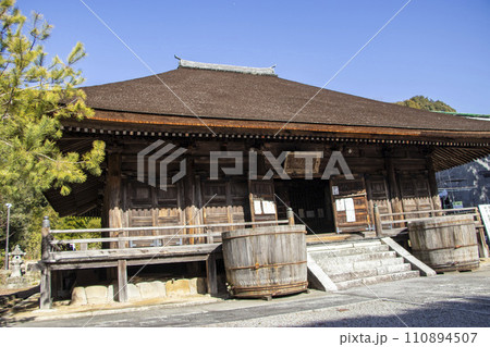 瀧山寺 本堂 110894507