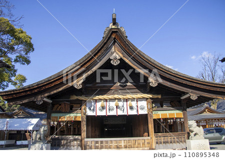 尾張大國霊神社 拝殿 110895348