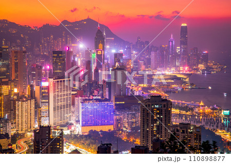 香港 紅香爐峰 (ホンヘンローフォンHung Heung Lo Fung) からの夜景 香港 紅香爐峰 (ホンヘンローフォンHung Heung Lo Fung) からの夜景 110898877