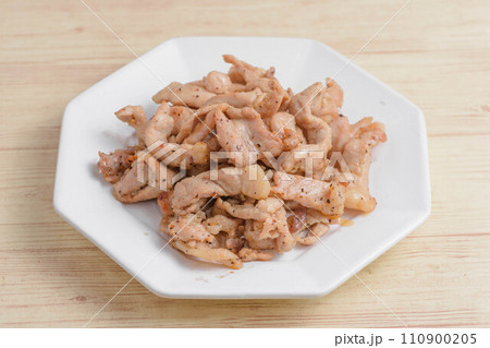 ペッパー豚肉焼き 110900205