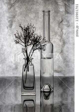 Still life with glass objects with reflection 110901701
