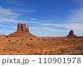 モニュメントバレー ミトンビュート 110901978