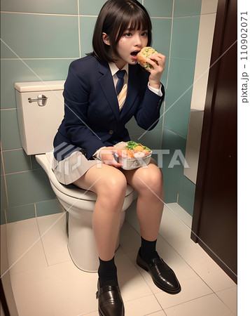 イラスト素材:制服姿の女子高生(便所飯) イラスト素材:制服姿の女子高生(便所飯) 110902071