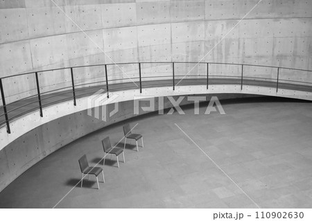 白い階段 110902630