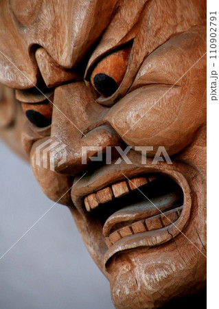 南光坊・第55番札所・四天王(愛媛県・四国遍路) 南光坊・第55番札所・四天王(愛媛県・四国遍路) 110902791