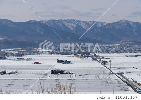 3月富良野市内風景 110913167