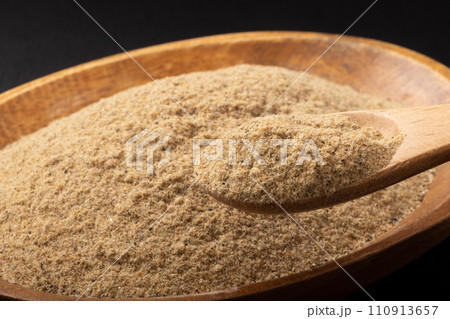 粉にぼし　（煮干し　粉末） 110913657