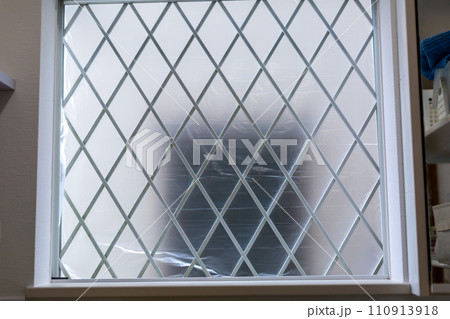 サッシの窓のパッキンの交換をする業者 110913918