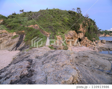 夏井鼻の夕景　福岡県遠賀郡芦屋町 110913986