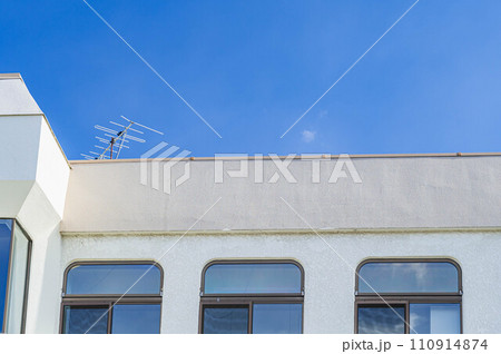 建物と青空 建物と青空 110914874