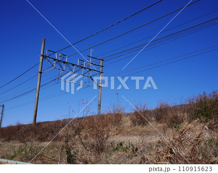 電線 線路 東武東上線の電線 電車 電線の構造 テンションのかけ方 青空がとてもきれい 電線の美学 電線 線路 東武東上線の電線 電車 電線の構造 テンションのかけ方 青空がとてもきれい 電線の美学 110915623