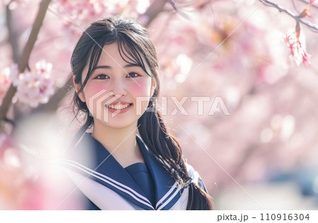 春　桜の前で微笑む少女　「AI生成画像」 110916304