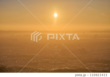 観音山から見る朝焼け 110921413