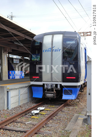 普段は停車しない東名古屋港駅のミュースカイ 普段は停車しない東名古屋港駅のミュースカイ 110927818