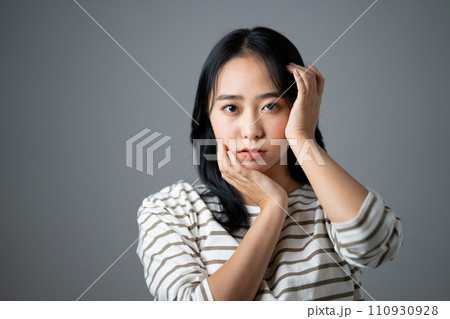 若い女性のポートレート 若い女性のポートレート 110930928