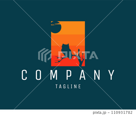 bird vector design. isolated against a stunning twilight backdrop. best for logos, badges, emblems, icons, sticker designs, for the animal industry. available in eps 10 bird vector design. isolated against a stunning twilight backdrop. best for logos, badges, emblems, icons, sticker designs, for the animal industry. available in eps 10 110931782