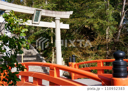 城山八幡宮(恋の三社巡り)二の鳥居7 城山八幡宮(恋の三社巡り)二の鳥居7 110932383