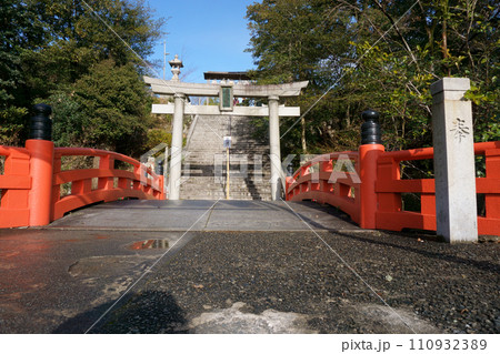 城山八幡宮(恋の三社巡り)二の鳥居1 城山八幡宮(恋の三社巡り)二の鳥居1 110932389