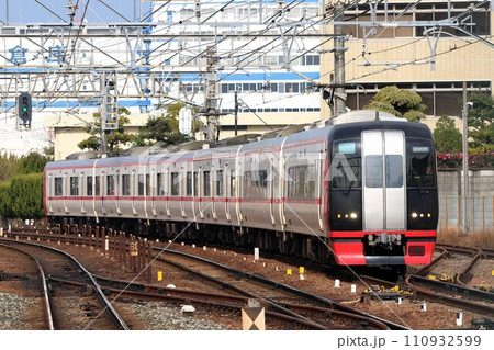 【名鉄】2200系(名古屋本線:神宮前駅) 【名鉄】2200系(名古屋本線:神宮前駅) 110932599