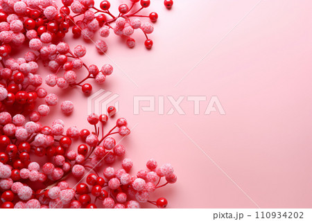 赤い実の上品な背景、コピースペースありの12月、1,月、2月のイメージ背景 110934202