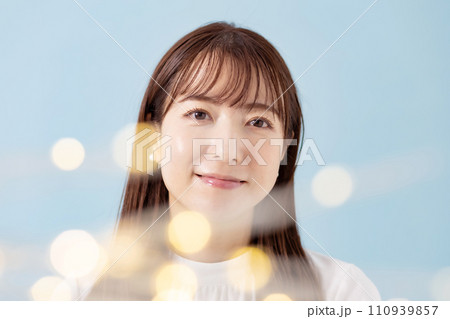 ロングヘアの女性　美容　潤い 110939857