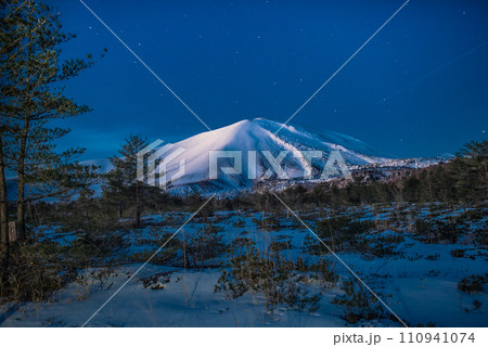 Volcanic mountain landscape with snow and night sky Asama Gunma Volcanic mountain landscape with snow and night sky Asama Gunma 110941074