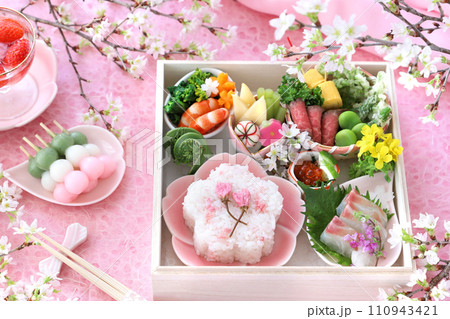 さくらご飯のお花見弁当　お花見御膳　さくら御膳 110943421