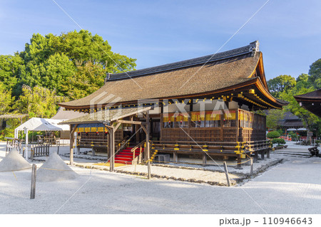 上賀茂神社　細殿（拝殿）　--京都市北区上賀茂本山-- 110946643