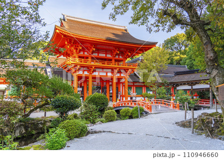 上賀茂神社 楼門(京都市北区上賀茂本山) 上賀茂神社 楼門(京都市北区上賀茂本山) 110946660