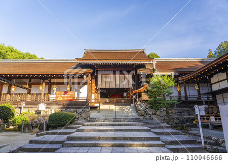 上賀茂神社　中門（京都市北区上賀茂本山） 110946666