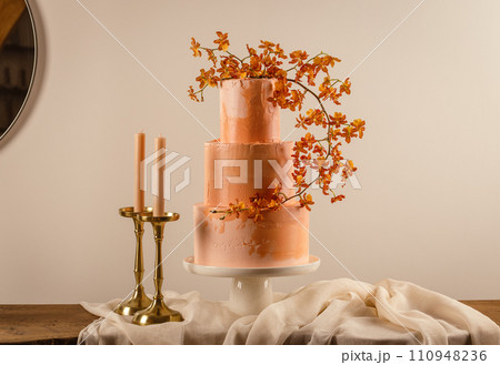 Peach color big wedding cake stand Peach color big wedding cake stand 110948236