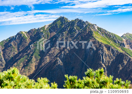 中央アルプス縦走登山千畳敷から空木岳 空木岳 中央アルプス縦走登山千畳敷から空木岳 空木岳 110950693
