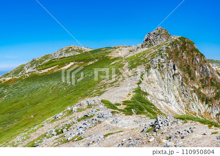 中央アルプス縦走登山千畳敷から空木岳 宝剣岳 中央アルプス縦走登山千畳敷から空木岳 宝剣岳 110950804