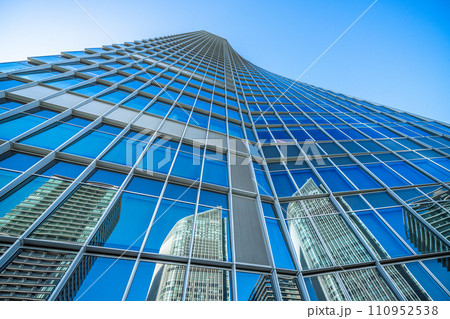 日本の東京都市景観 本日開業の虎ノ門ヒルズステーションタワーなどを望む＝令和5年10月6日 110952538