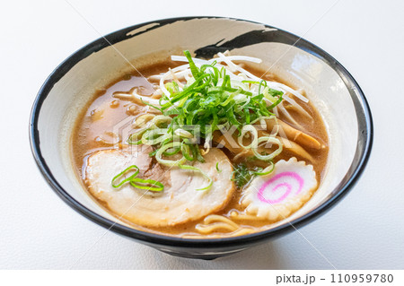 ご当地 和歌山ラーメン ご当地 和歌山ラーメン 110959780