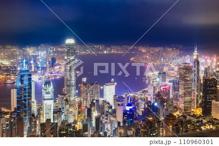 香港 100万ドルの夜景 ビクトリアピークから眺望 香港 100万ドルの夜景 ビクトリアピークから眺望 110960301