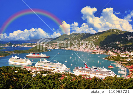 カリブ海のセント・トーマス島の美しい景観 110962721